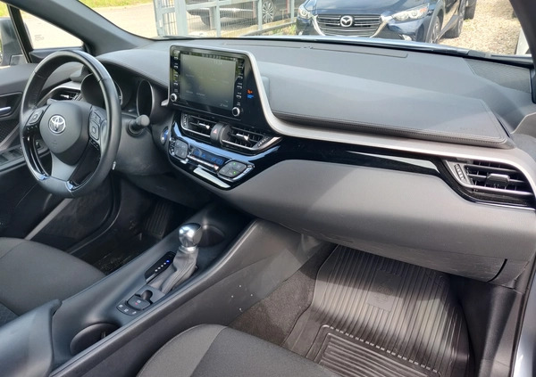 Toyota C-HR cena 89900 przebieg: 33000, rok produkcji 2020 z Ostrołęka małe 667